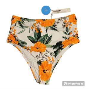 High Waisted Bikini Bottoms: Size Large